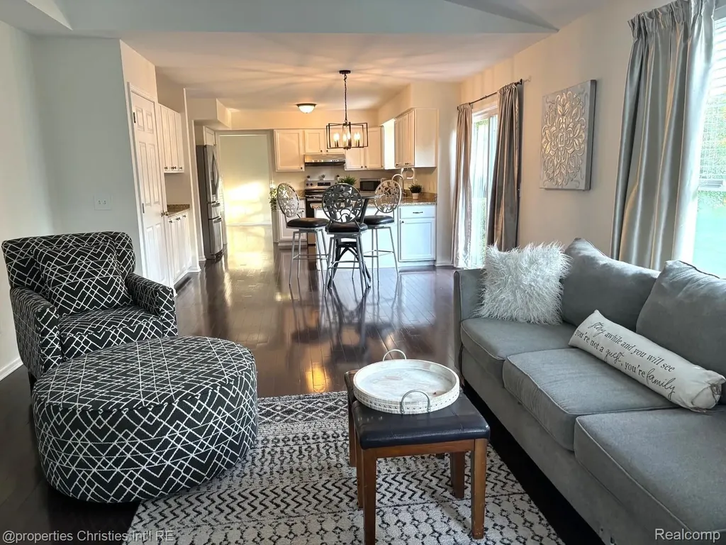 2892 Mystic Drive Pittsfield Charter Township MI 48103