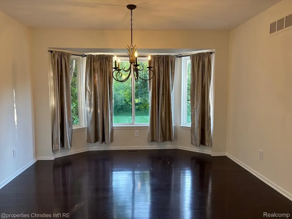 2892 Mystic Drive Pittsfield Charter Township MI 48103