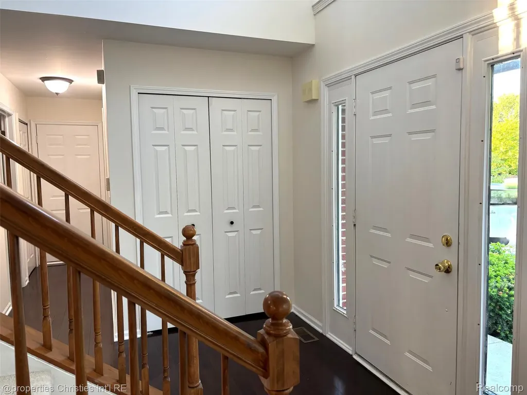 2892 Mystic Drive Pittsfield Charter Township MI 48103