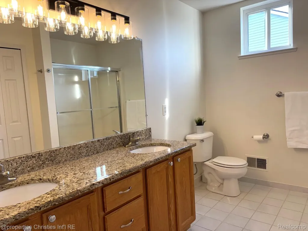 2892 Mystic Drive Pittsfield Charter Township MI 48103