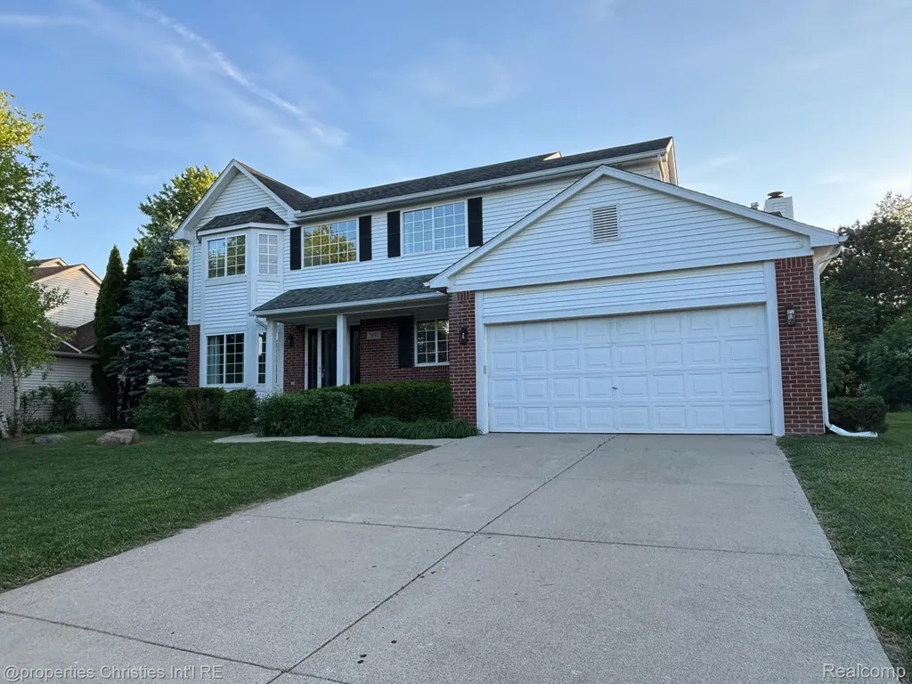 2892 Mystic Drive Pittsfield Charter Township MI 48103