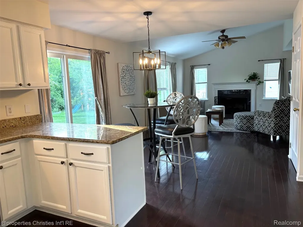 2892 Mystic Drive Pittsfield Charter Township MI 48103