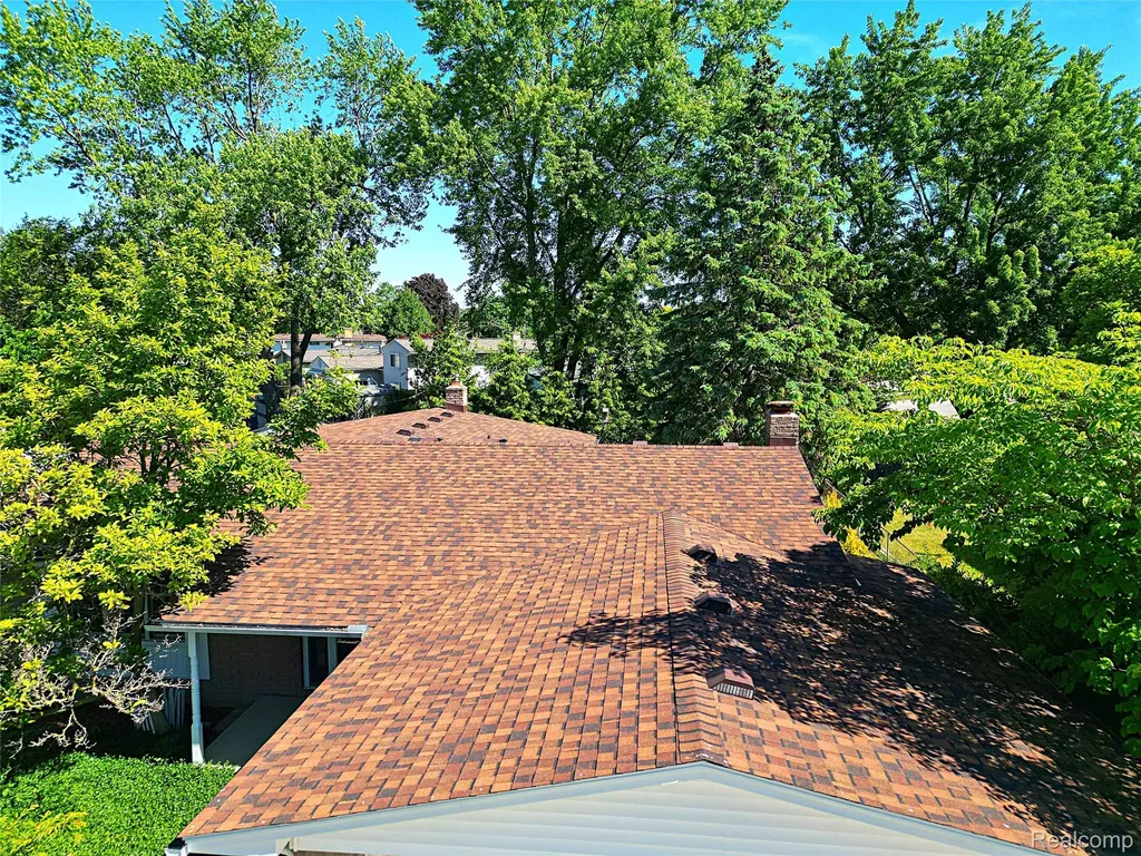38924 Dover Street Livonia City MI 48150