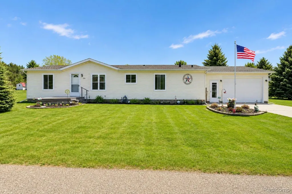 2354 Brent Street Buel Township MI 48422