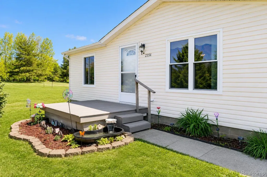 2354 Brent Street Buel Township MI 48422