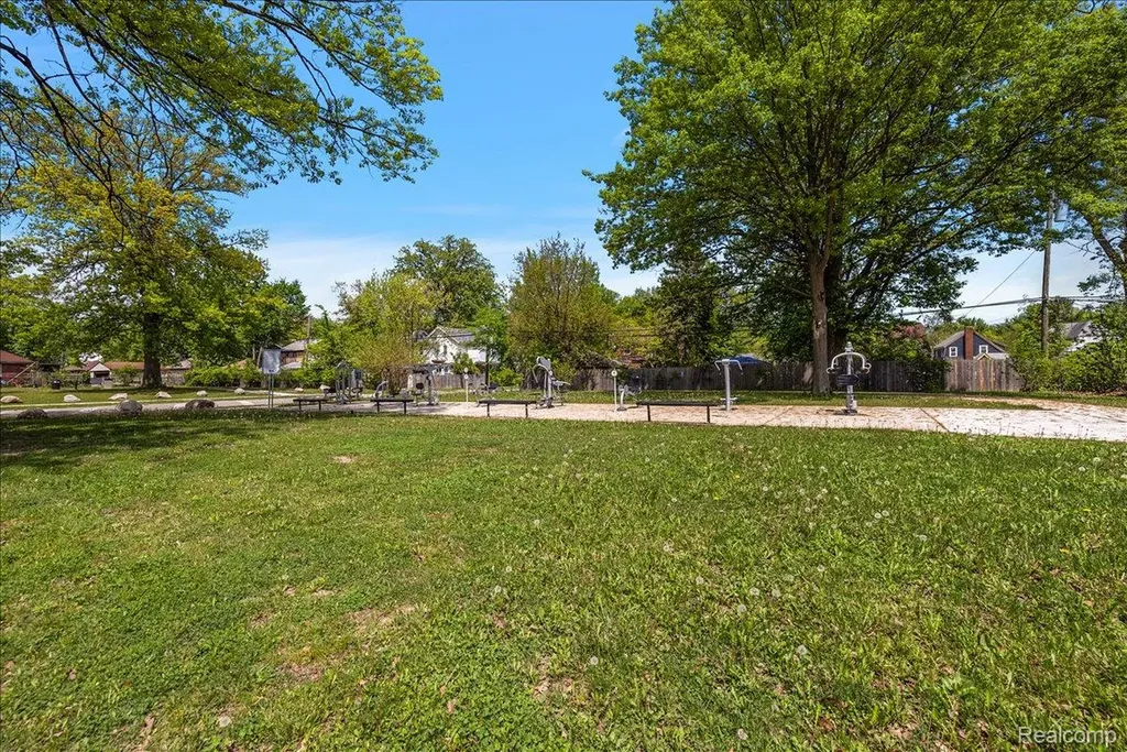 4657 Courville Street Detroit City MI 48224