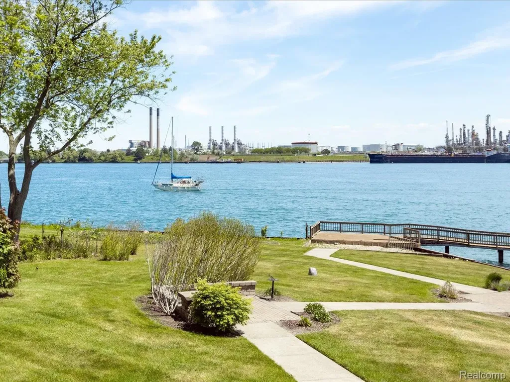 4016 Military Street Port Huron City MI 48060