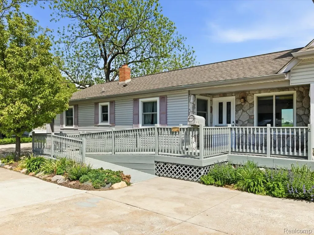 4016 Military Street Port Huron City MI 48060