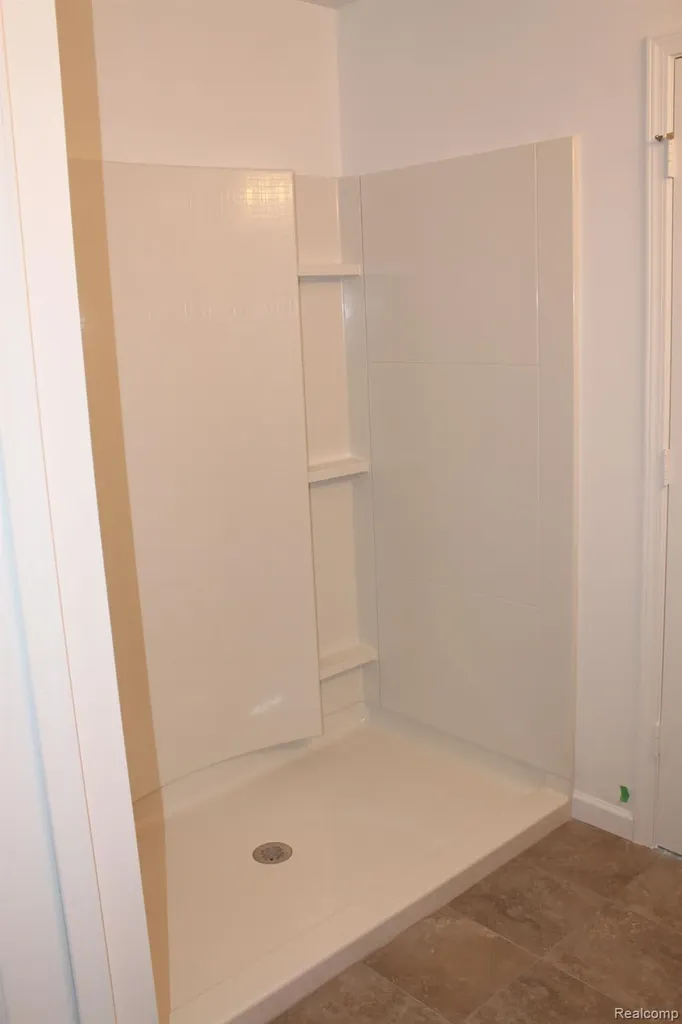 58228 Kincaid Street New Haven Village MI 48048