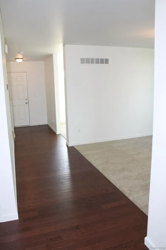 58228 Kincaid Street New Haven Village MI 48048