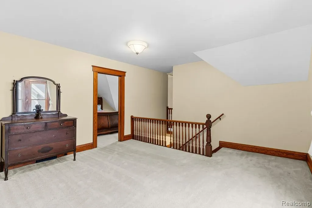 305 N Almont Avenue Imlay City City MI 48444