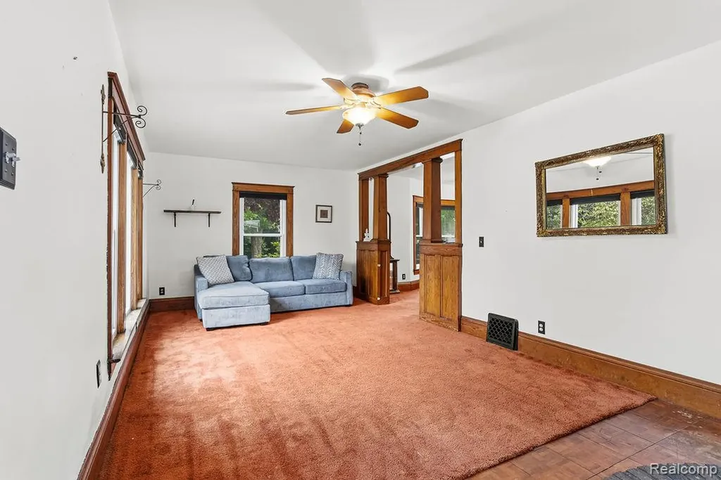 305 N Almont Avenue Imlay City City MI 48444