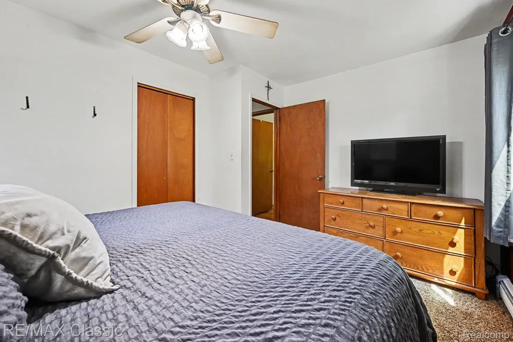 2071 S Milford Road Highland Charter Township MI 48357