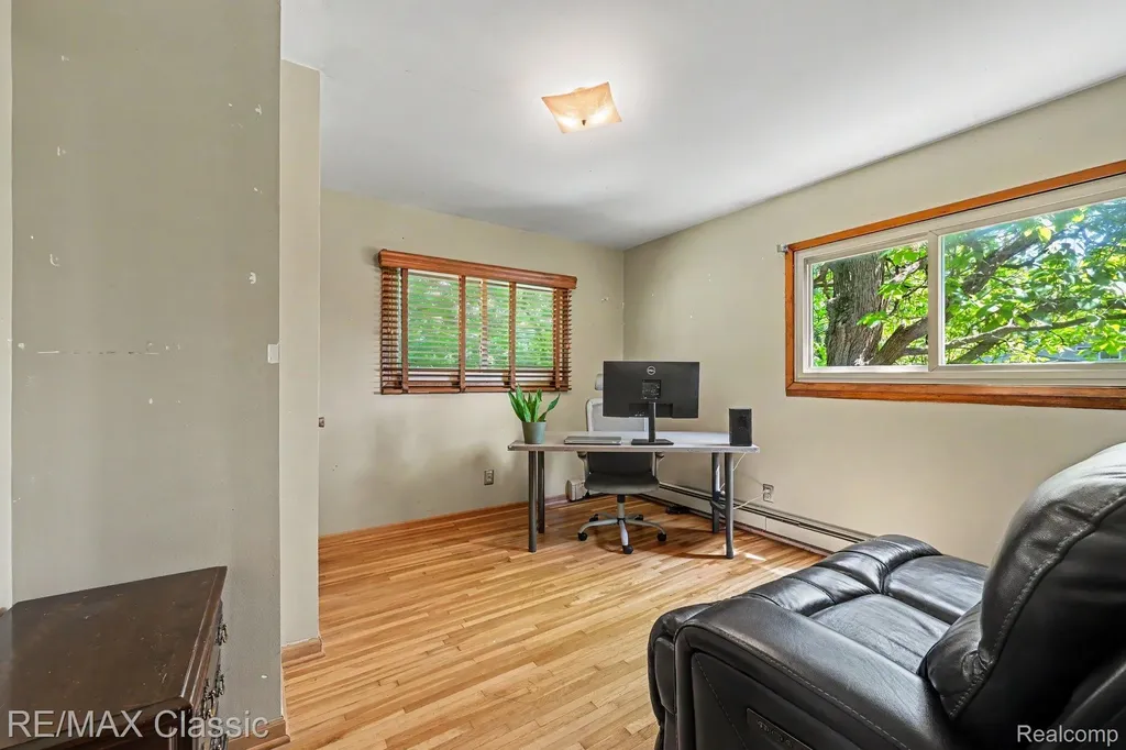 2071 S Milford Road Highland Charter Township MI 48357