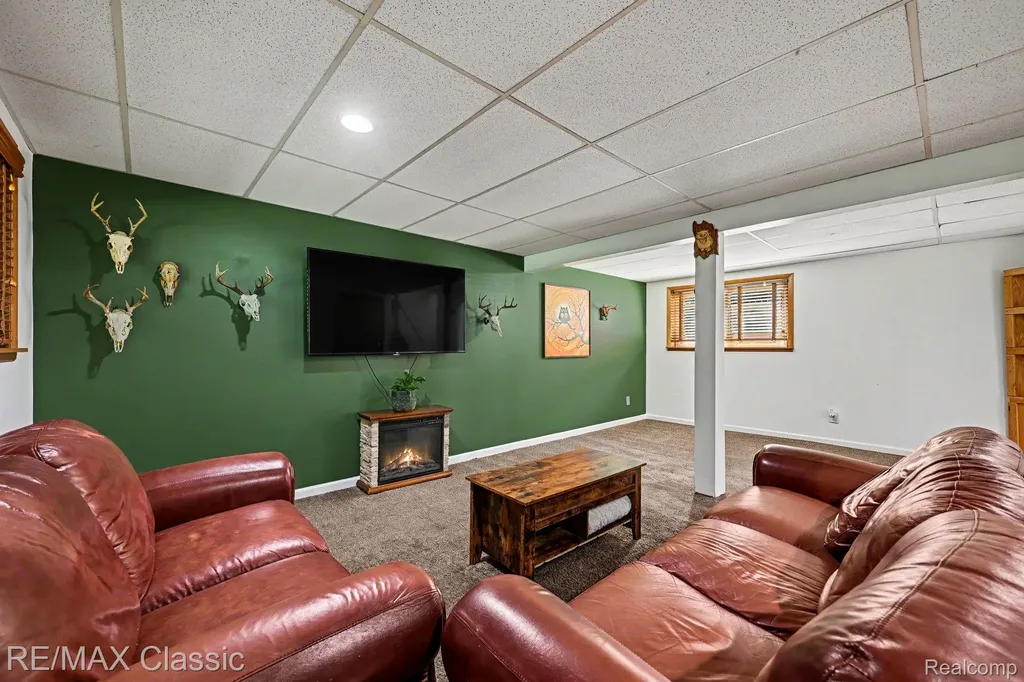 2071 S Milford Road Highland Charter Township MI 48357