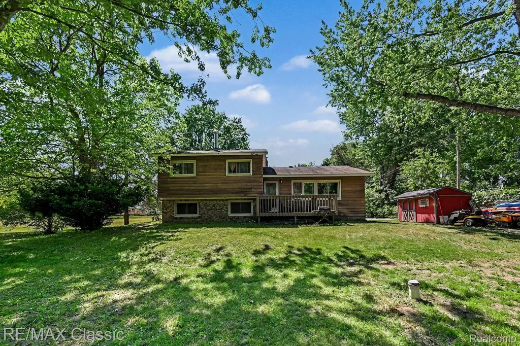 2071 S Milford Road Highland Charter Township MI 48357