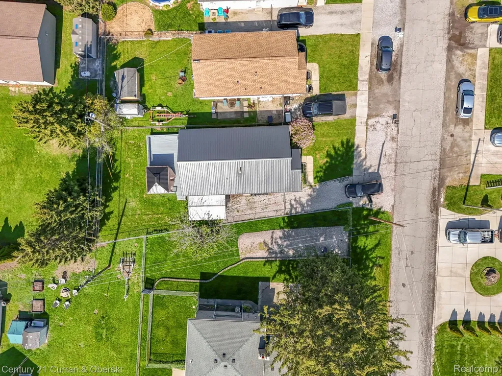 13230 Delavern Street Gibraltar City MI 48173