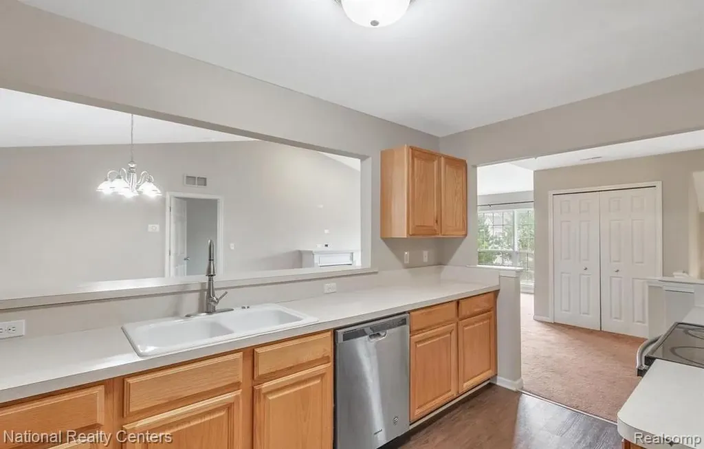 16707 Carriage Way Northville Township MI 48168