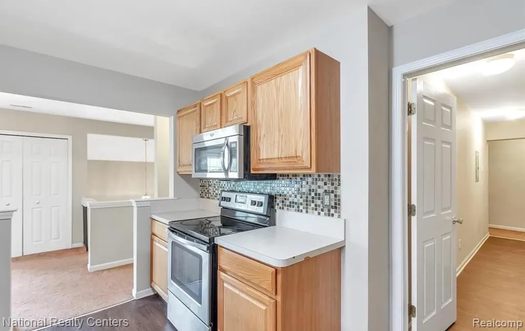 16707 Carriage Way Northville Township MI 48168
