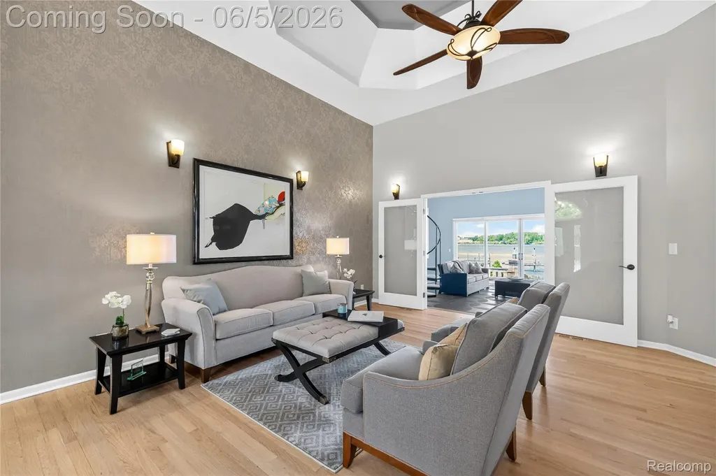 18124 Meridian Road Grosse Ile Township MI 48138