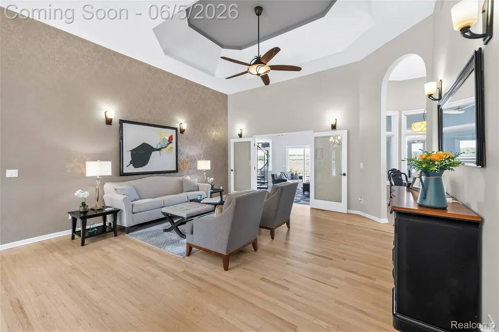 18124 Meridian Road Grosse Ile Township MI 48138