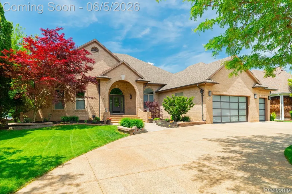 18124 Meridian Road Grosse Ile Township MI 48138