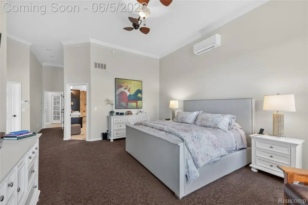 18124 Meridian Road Grosse Ile Township MI 48138