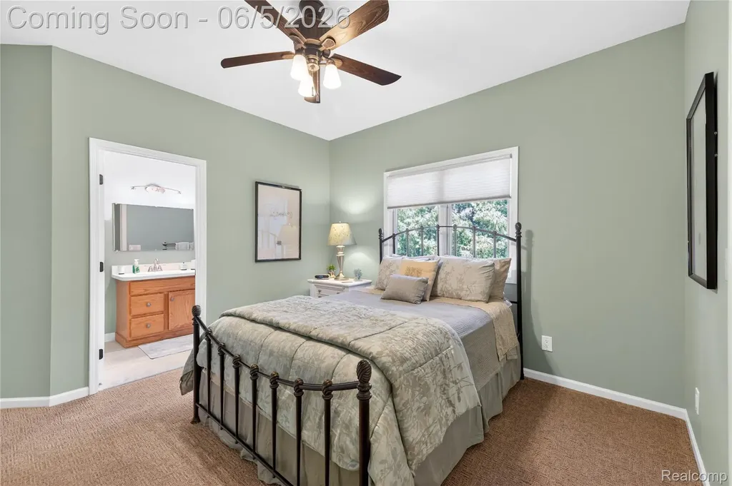 18124 Meridian Road Grosse Ile Township MI 48138