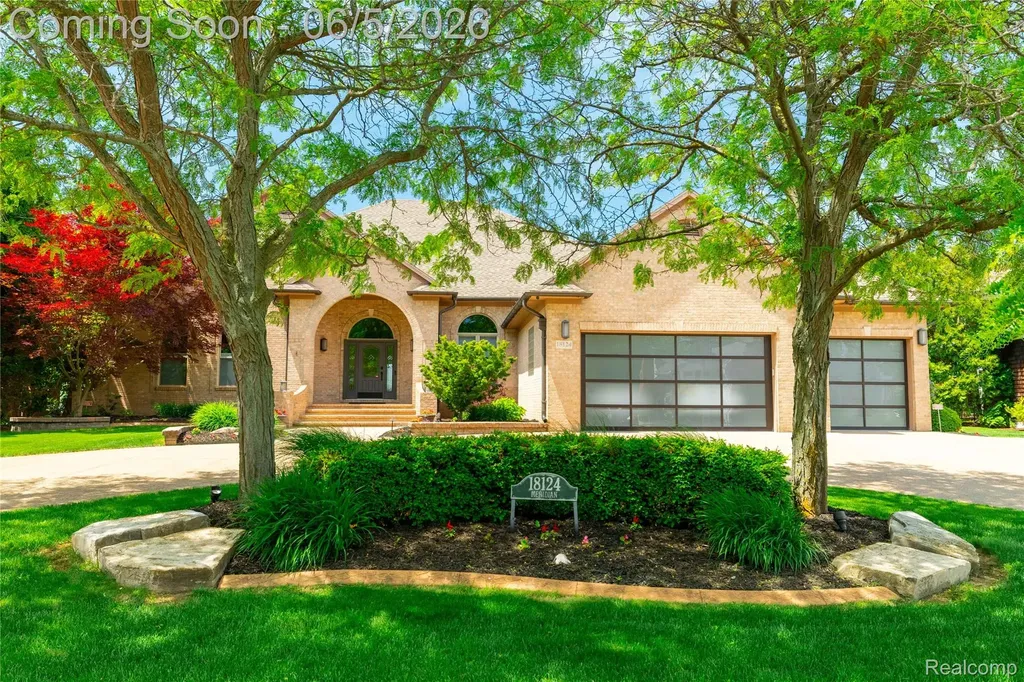 18124 Meridian Road Grosse Ile Township MI 48138