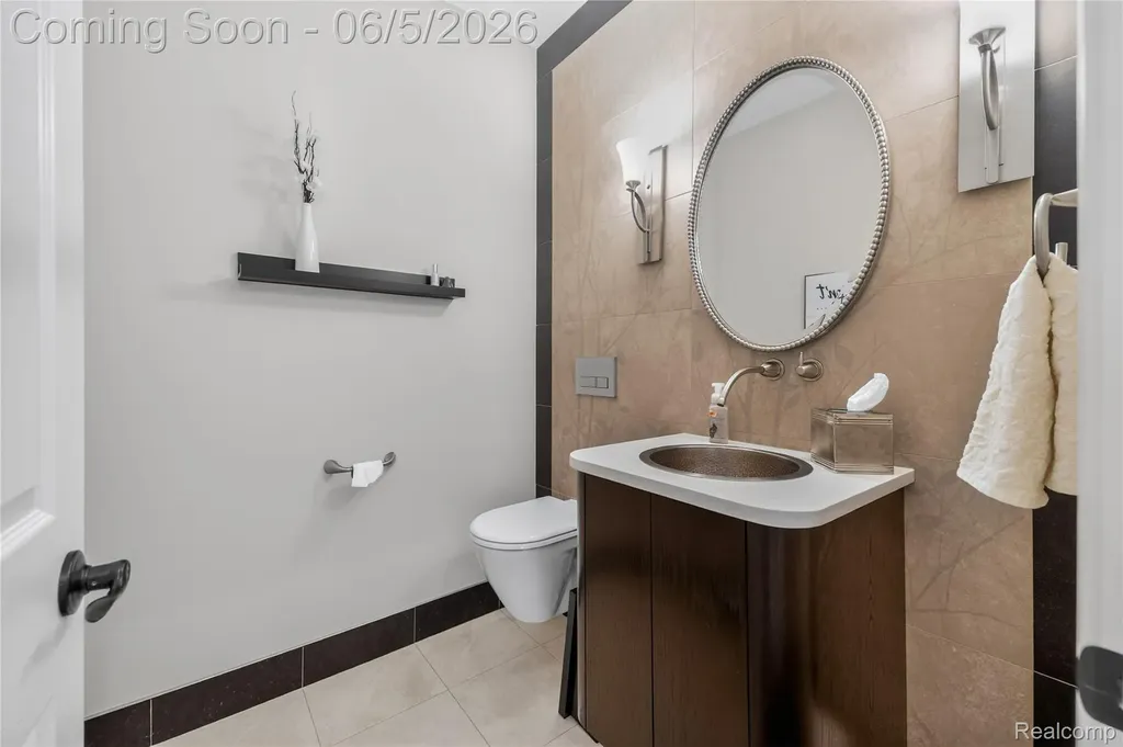 18124 Meridian Road Grosse Ile Township MI 48138