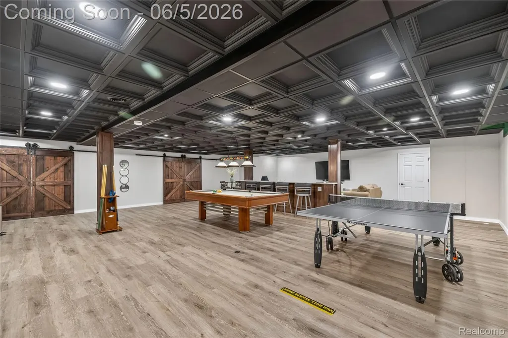 18124 Meridian Road Grosse Ile Township MI 48138