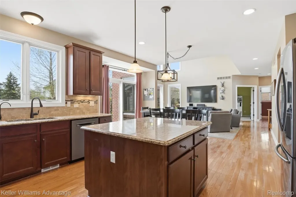 51889 Curtis Court Lyon Charter Township MI 48167