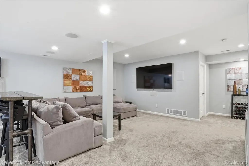 51889 Curtis Court Lyon Charter Township MI 48167
