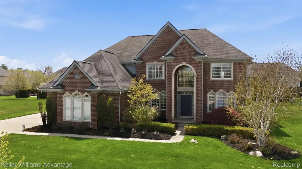51889 Curtis Court Lyon Charter Township MI 48167