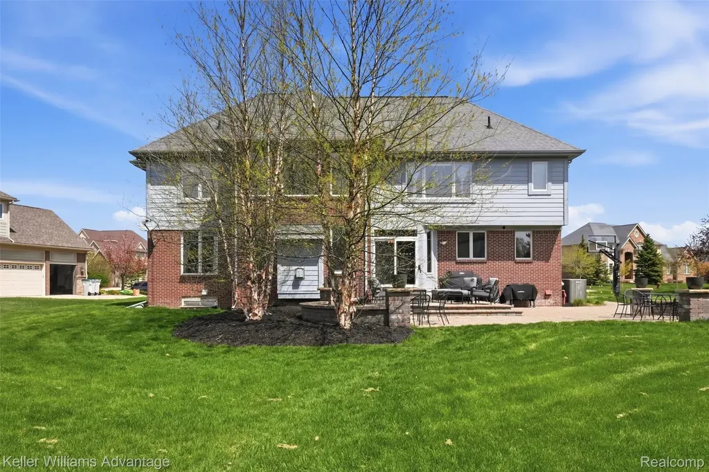 51889 Curtis Court Lyon Charter Township MI 48167