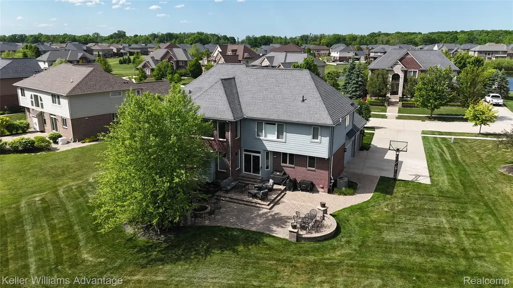 51889 Curtis Court Lyon Charter Township MI 48167