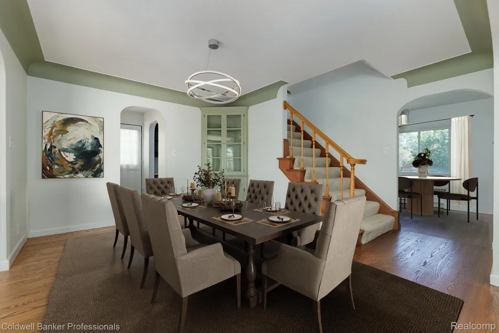 1416 N Renaud Road Grosse Pointe Woods City MI 48236