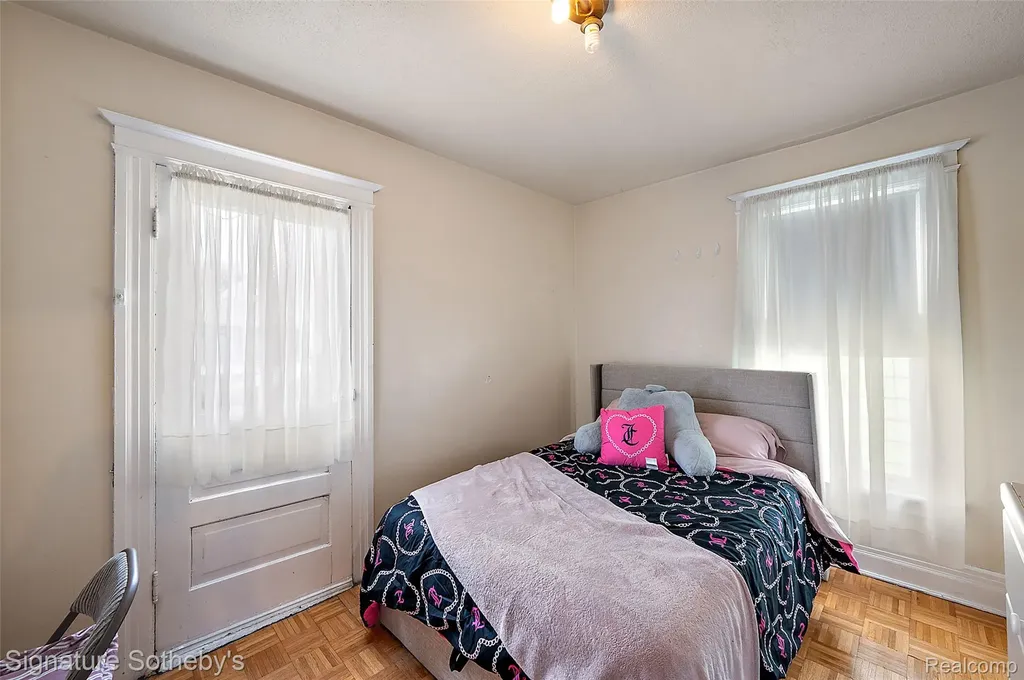 1731 Helen Street Detroit City MI 48207