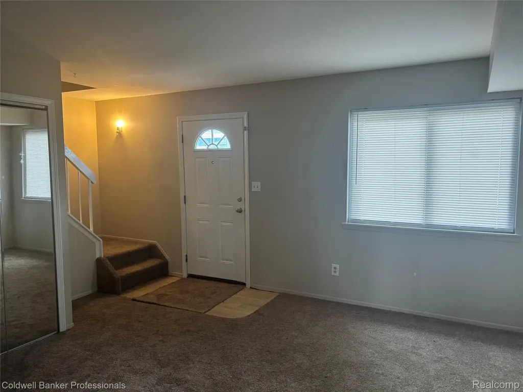 41223 S Woodbury Green Drive Van Buren Charter Township MI 48111