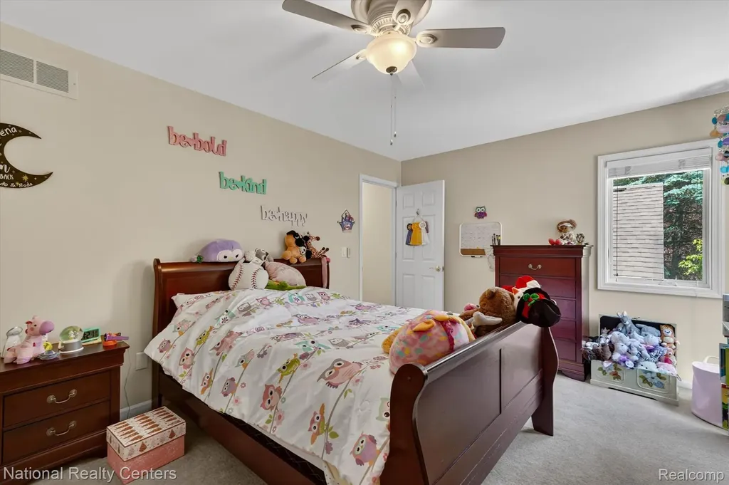 9326 Park Lane Commerce Charter Township MI 48382