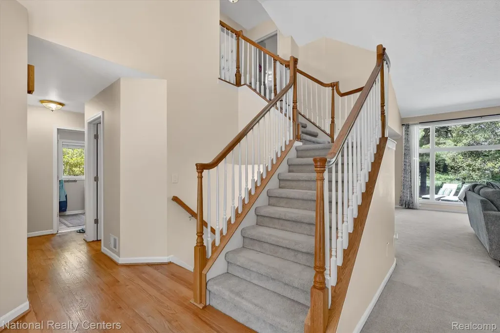 9326 Park Lane Commerce Charter Township MI 48382