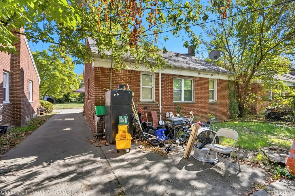 12729 Grandmont Avenue Detroit City MI 48227
