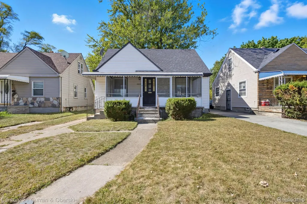 19977 Santa Barbara Drive Detroit City MI 48221