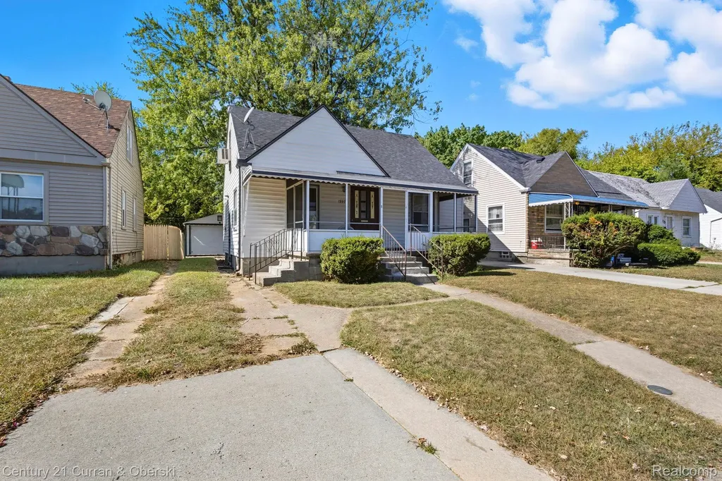 19977 Santa Barbara Drive Detroit City MI 48221