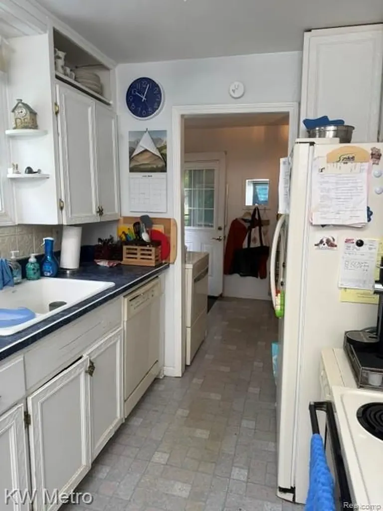23854 Harrellson Street Macomb Township MI 48042
