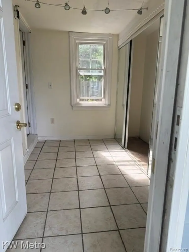 23854 Harrellson Street Macomb Township MI 48042