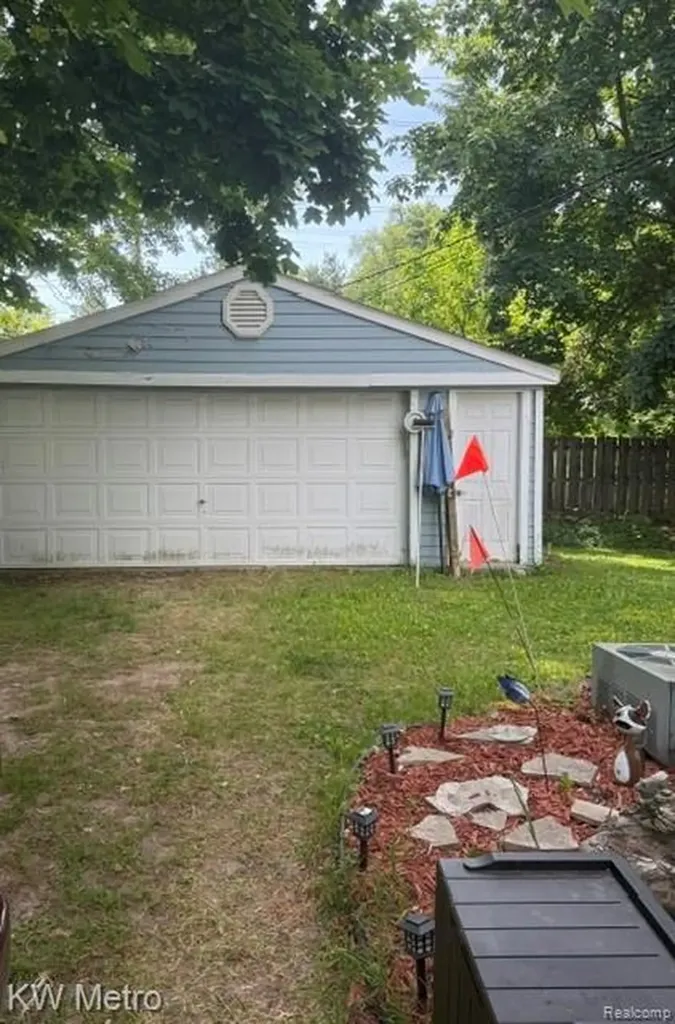 23854 Harrellson Street Macomb Township MI 48042