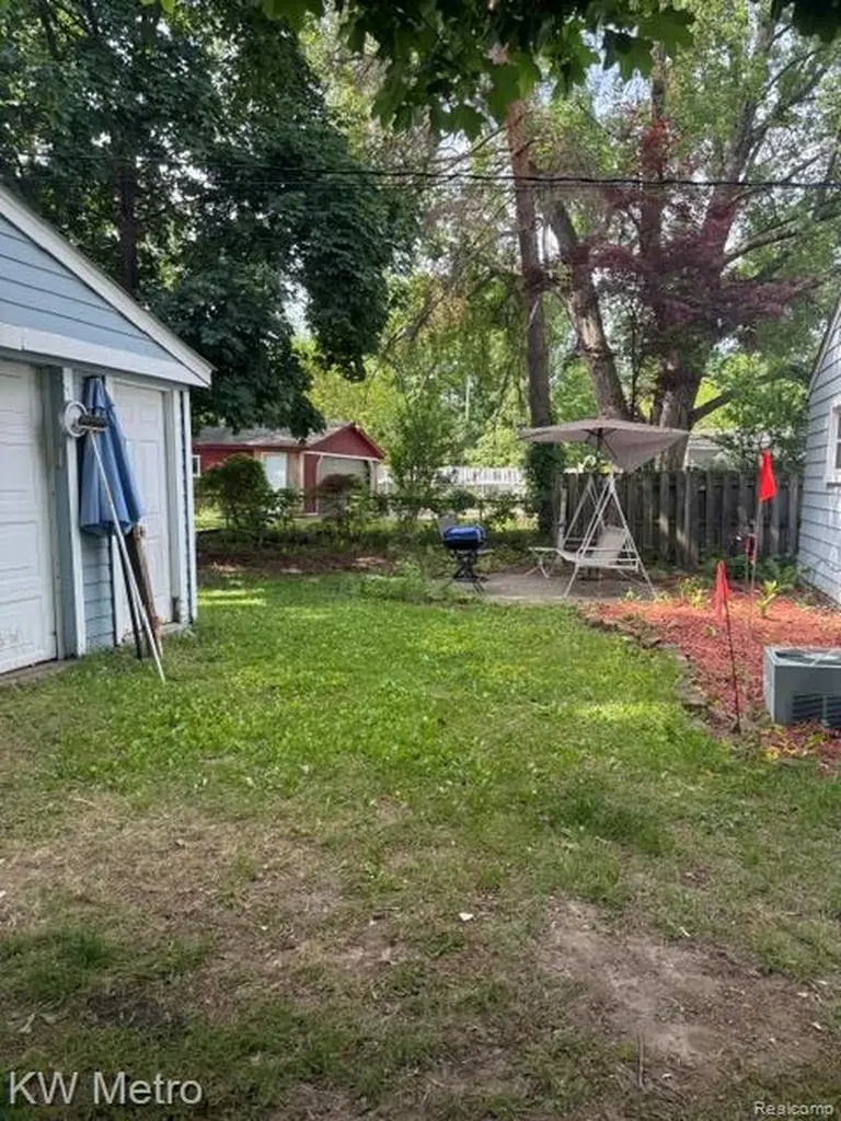 23854 Harrellson Street Macomb Township MI 48042