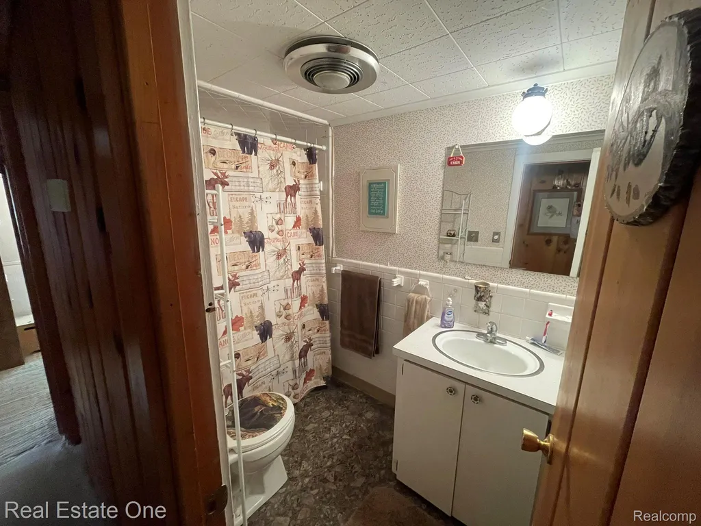 2596 E Fox Road Alcona Township MI 48742