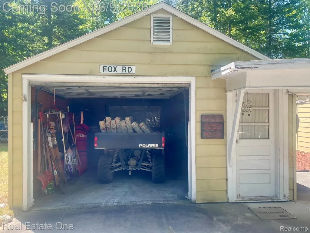 2596 E Fox Road Alcona Township MI 48742